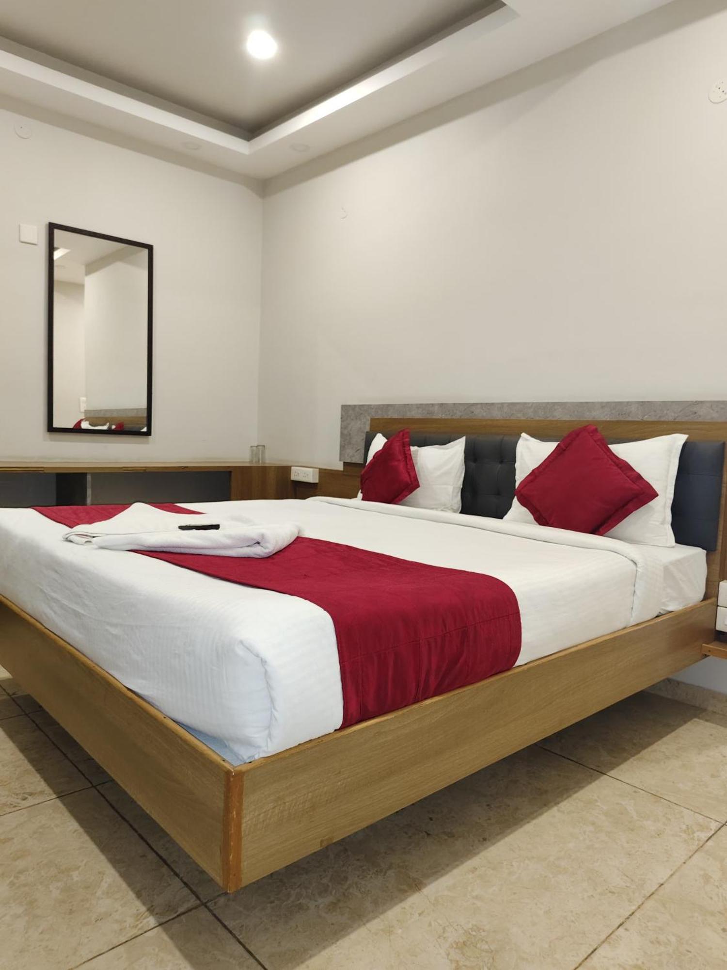 Classio Residency Puducherry Buitenkant foto